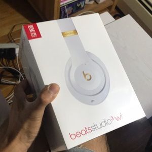 BeatsStudio 3 wireless